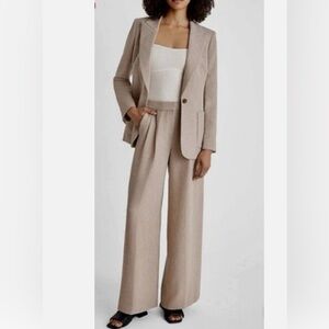 EXPRESS Beige Blazer Pant Suit Set